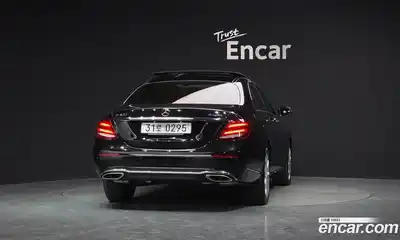 Mercedes-Benz E-Class 2016 2.0 гидро, миниатюра 4