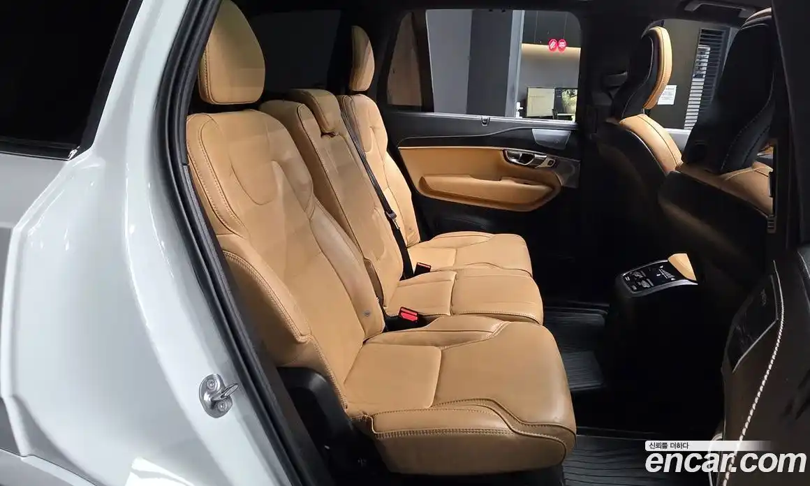 Volvo XC90 2022 2.0 автомат (гидро), фото 12