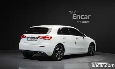 Mercedes-Benz A-Class 2023 2.0 гидро, миниатюра 2