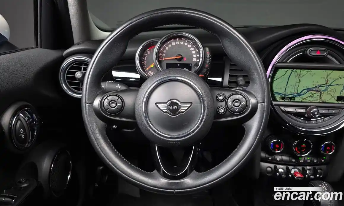 Mini Cooper 2015 1.5 автомат (гидро), фото 13