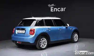 Mini Cooper 2015 1.5 автомат (гидро), миниатюра 2