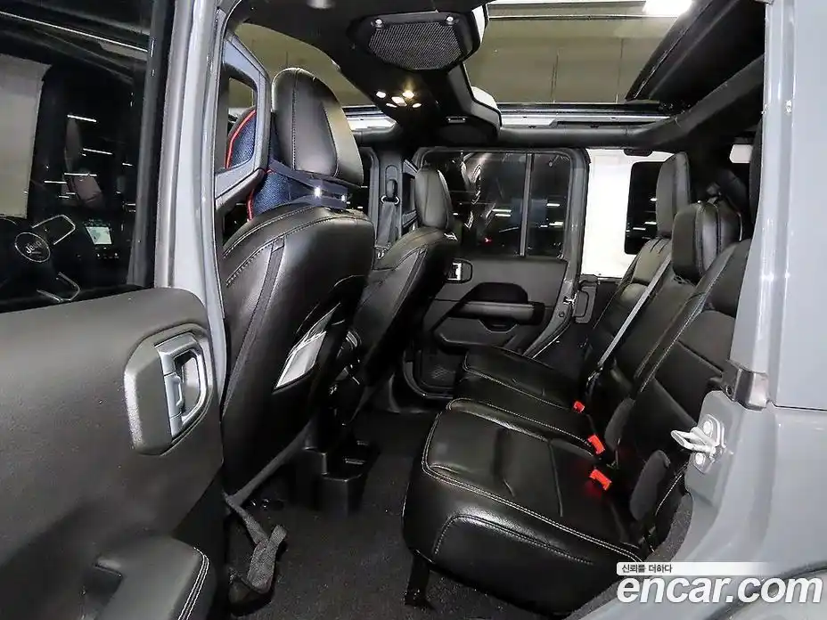 Jeep Wrangler 2020 2.0 автомат (гидро), фото 7