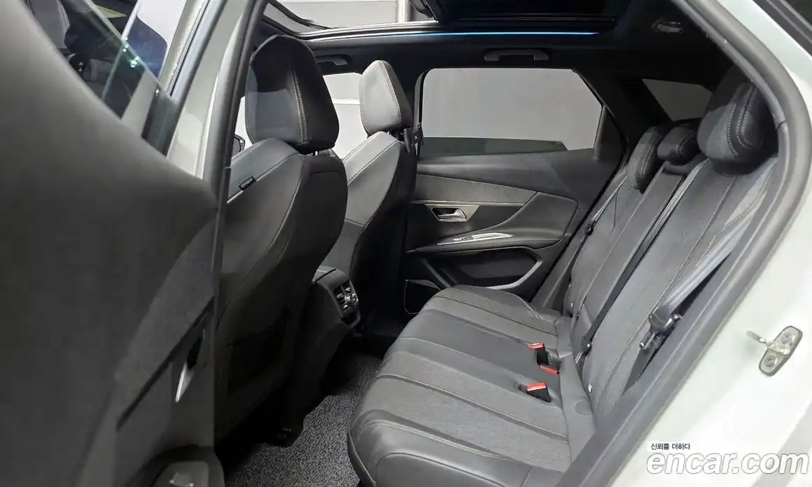 Peugeot 3008 2018 1.6 автомат (гидро), фото 18