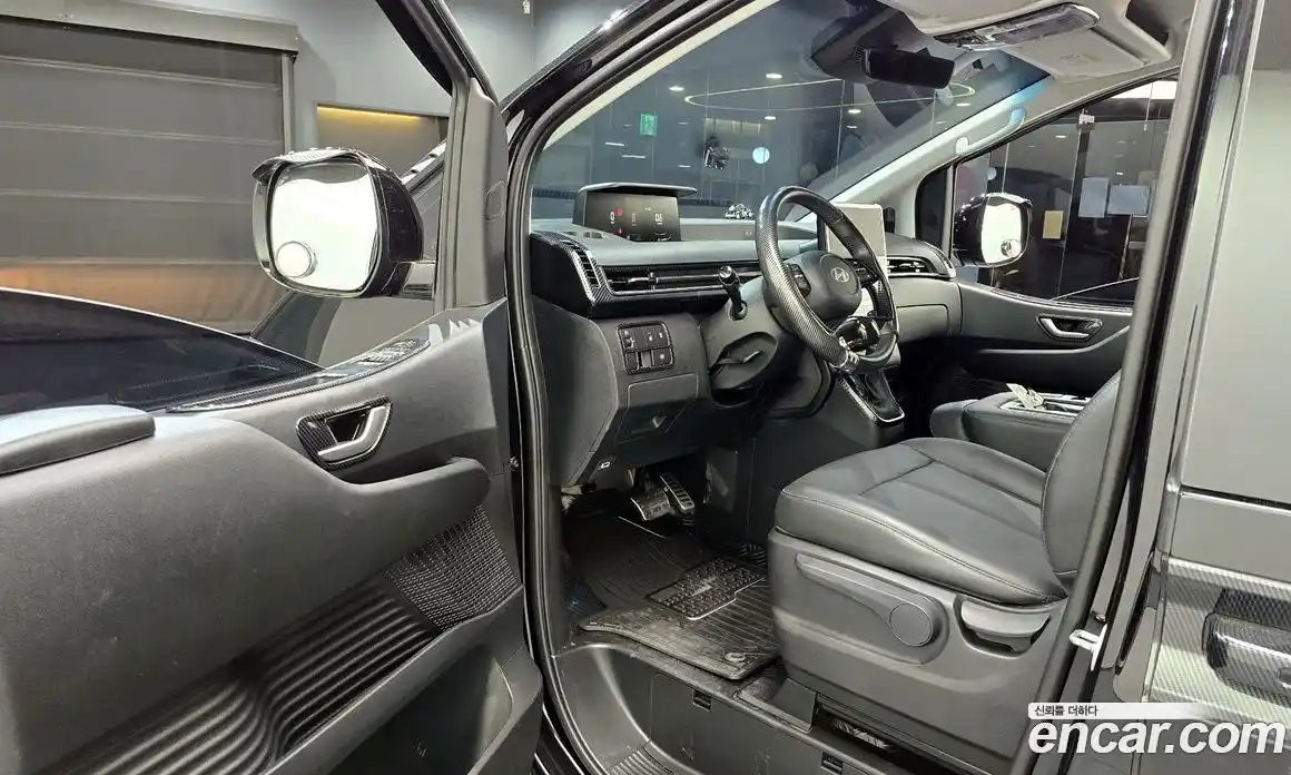 Hyundai Staria 2025 3.5 гидро, фото 10
