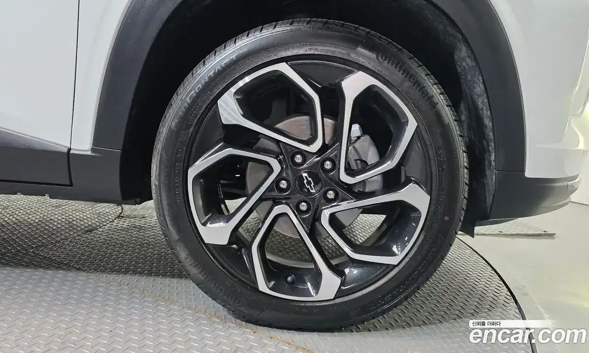 Chevrolet Trax 2023 1.2 гидро, фото 7