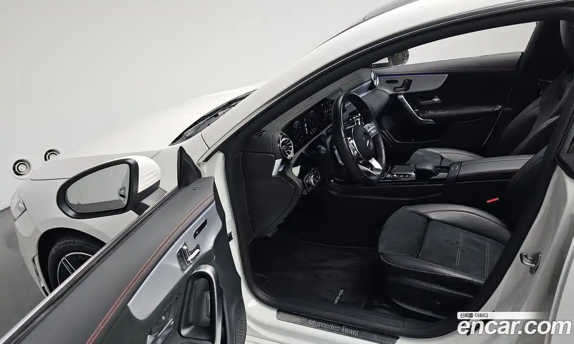 Mercedes-Benz CLA-Class 2022 2.0 гидро, фото 12