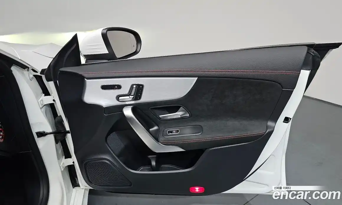 Mercedes-Benz CLA-Class 2022 2.0 гидро, фото 13