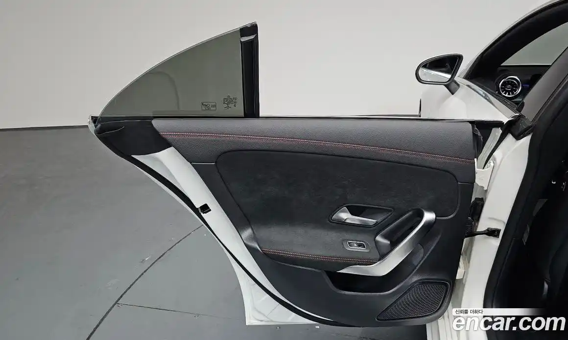 Mercedes-Benz CLA-Class 2022 2.0 гидро, фото 14