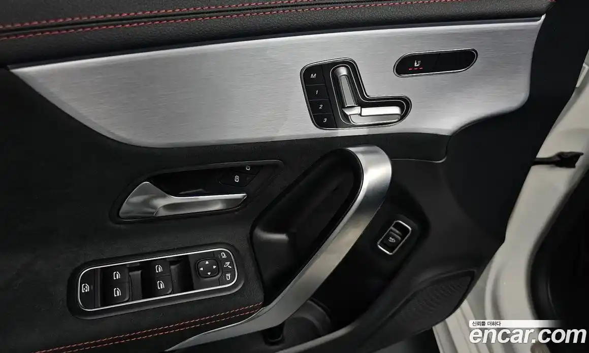 Mercedes-Benz CLA-Class 2022 2.0 гидро, фото 24