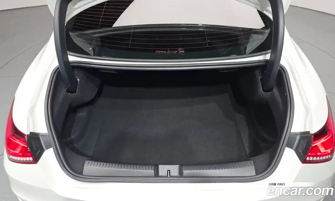 Mercedes-Benz CLA-Class 2022 2.0 гидро, фото 25