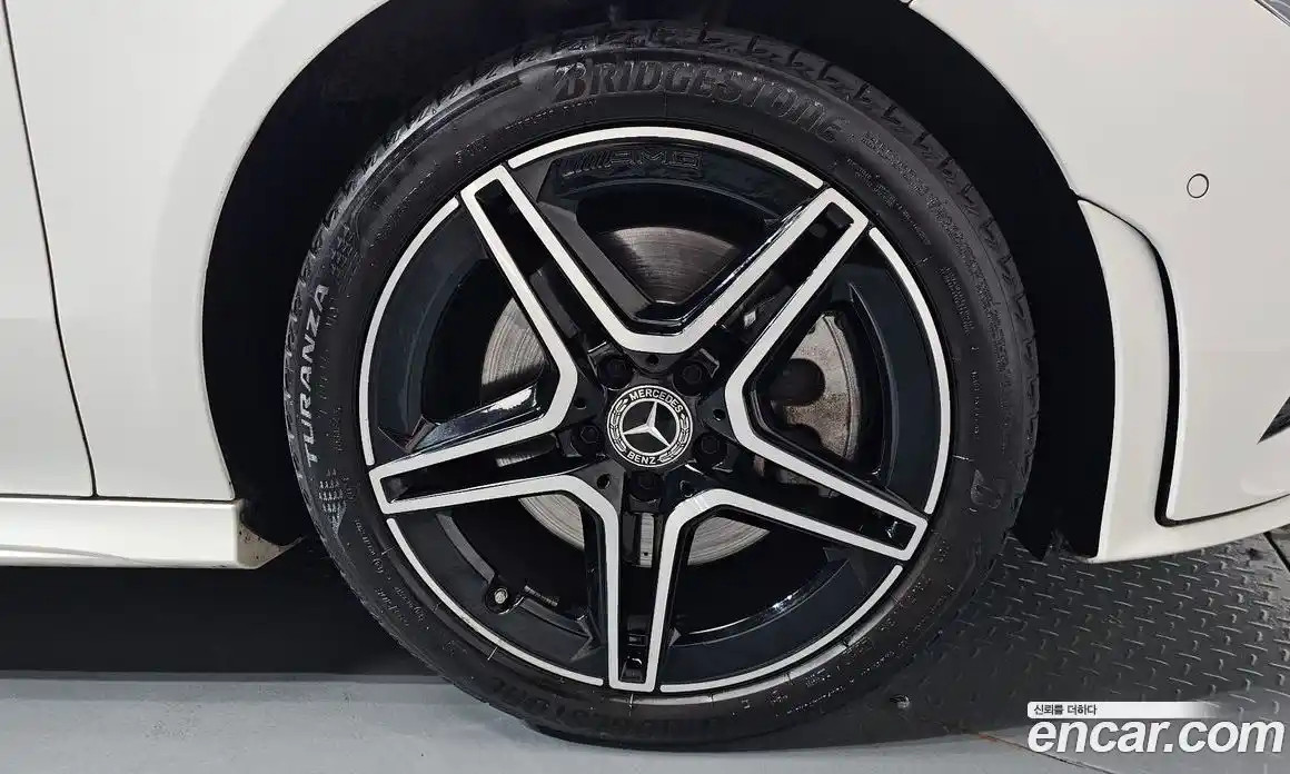 Mercedes-Benz CLA-Class 2022 2.0 гидро, фото 6