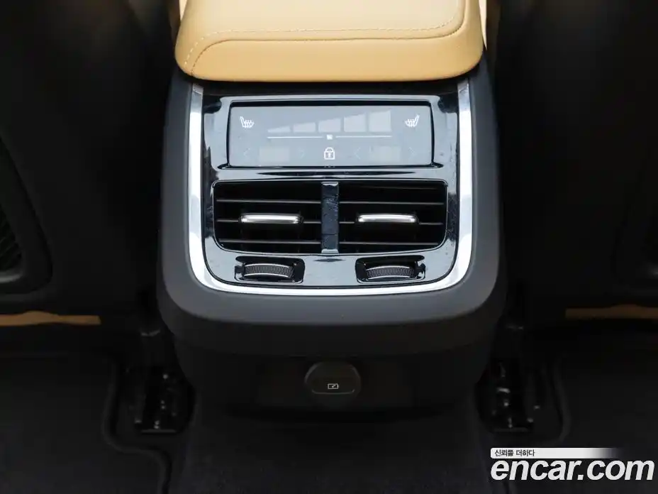 Volvo S60 2024 2.0 автомат (гидро), фото 16