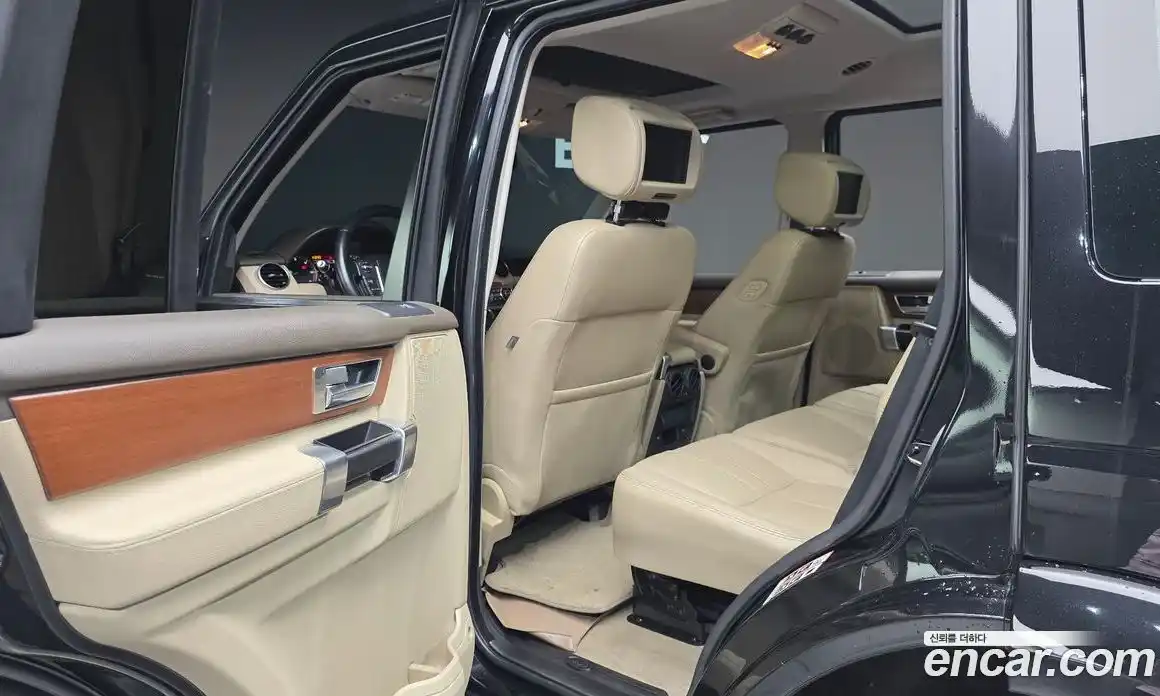 Land Rover Discovery 2016 3.0 автомат (гидро), фото 16