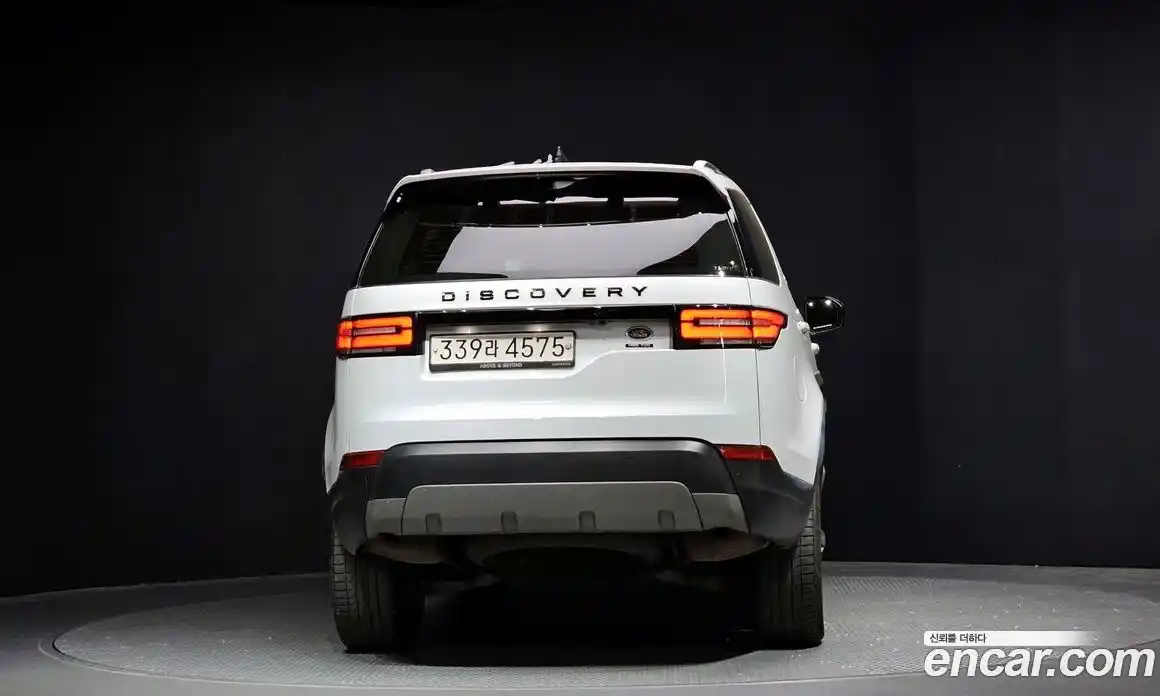 Land Rover Discovery 2017 3.0 автомат (гидро), фото 4