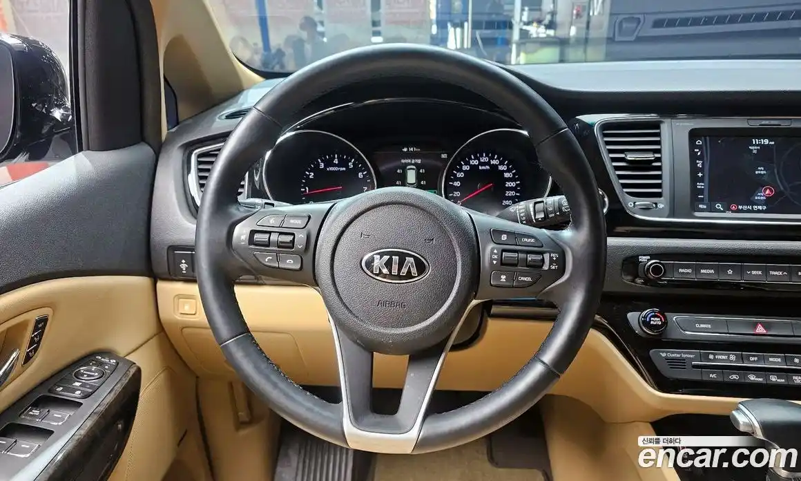 Kia Canival 2019 3.3 гидро, фото 13