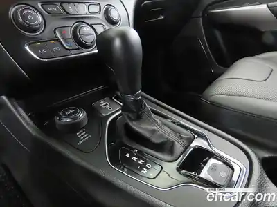 Jeep Cherokee 2021 3.2 автомат (гидро), миниатюра 11