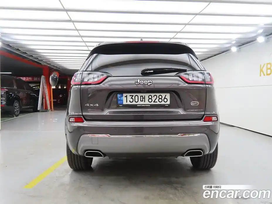 Jeep Cherokee 2021 3.2 автомат (гидро), фото 3