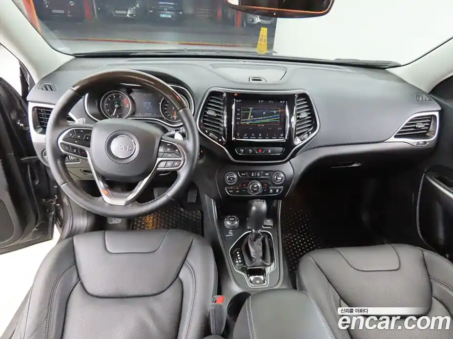 Jeep Cherokee 2021 3.2 автомат (гидро), фото 7