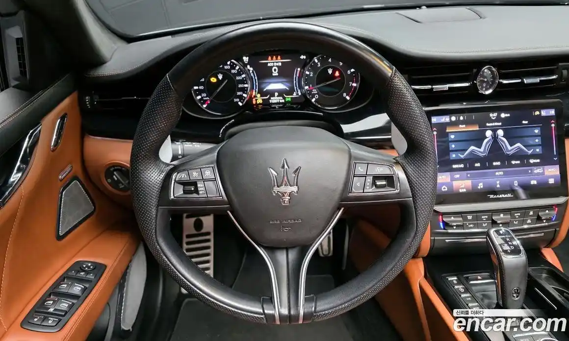 Maserati Quattroporte 2023 3.0 гидро, фото 13