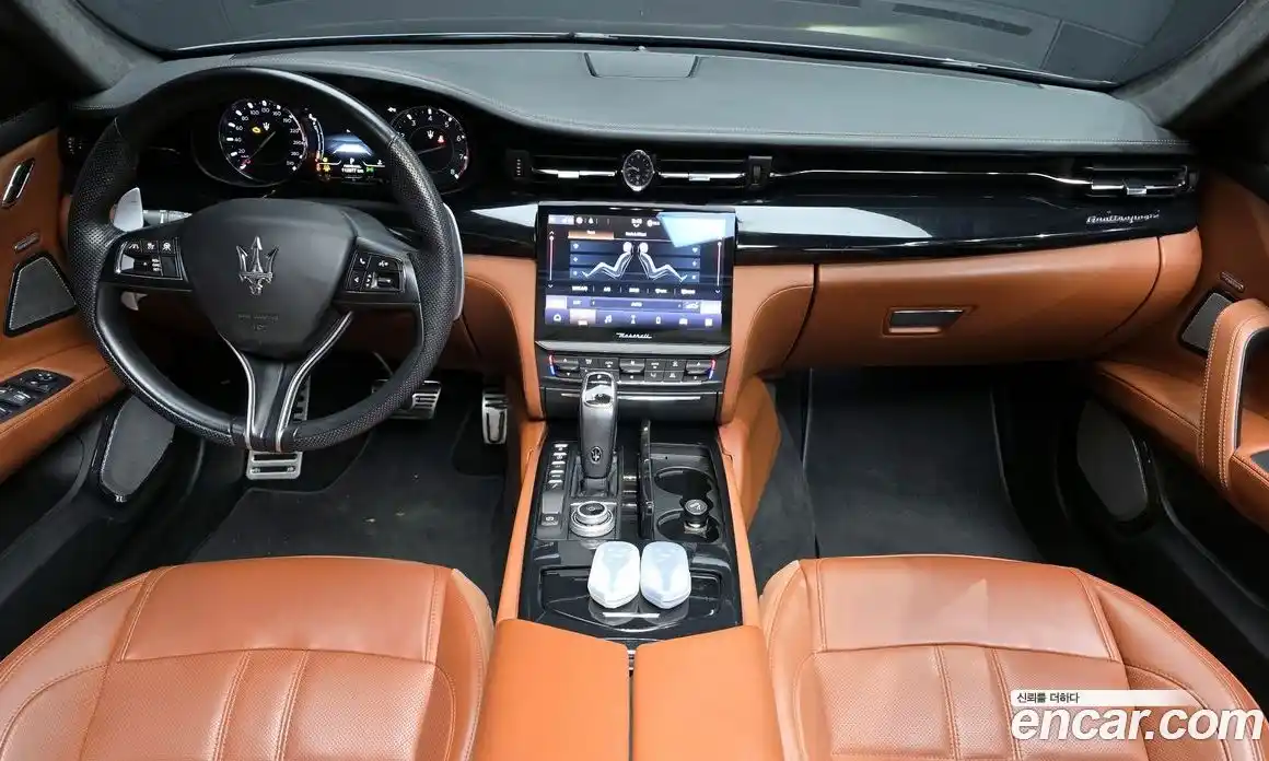Maserati Quattroporte 2023 3.0 гидро, фото 7