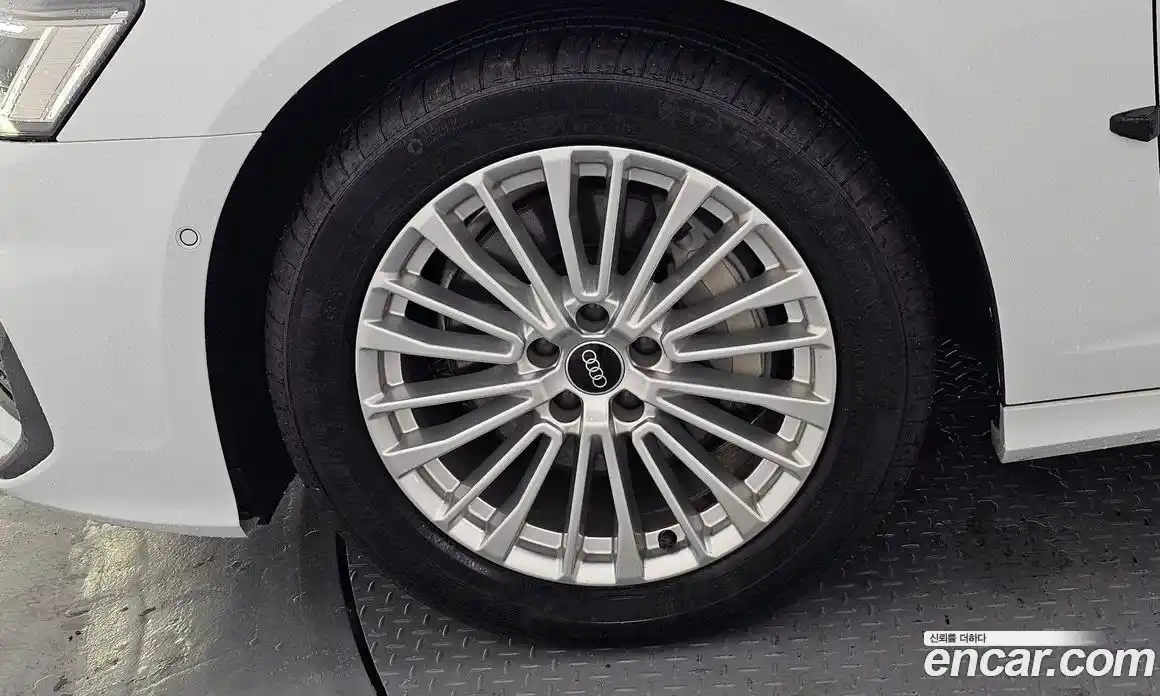 Audi A6 2021 2.0 гидро, фото 5