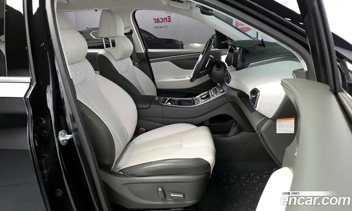Hyundai Santa Fe 2023 1.6 гидро, фото 11