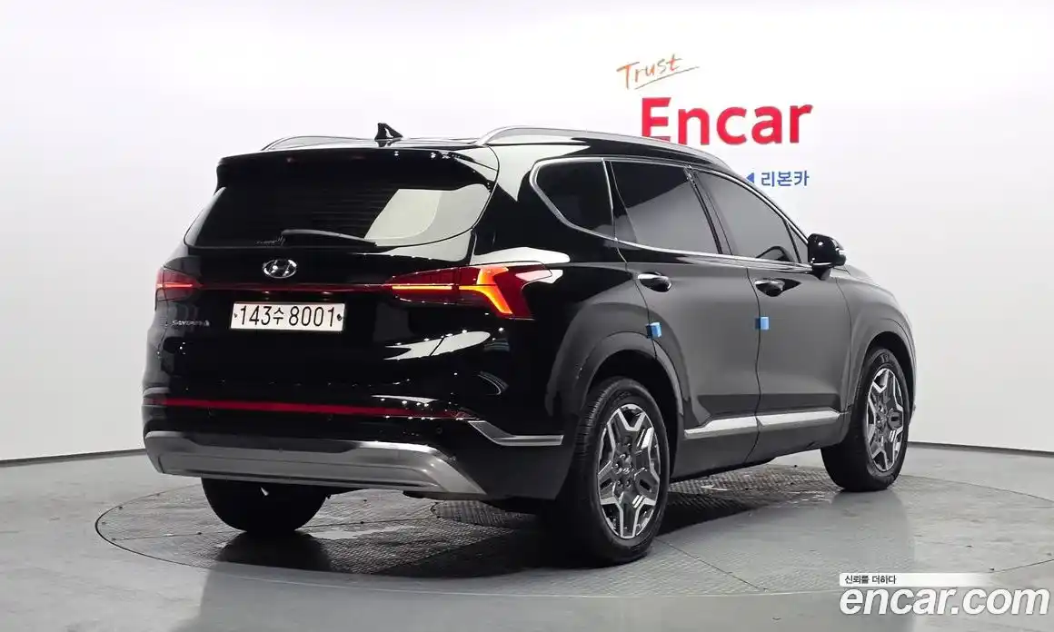 Hyundai Santa Fe 2023 1.6 гидро, фото 2