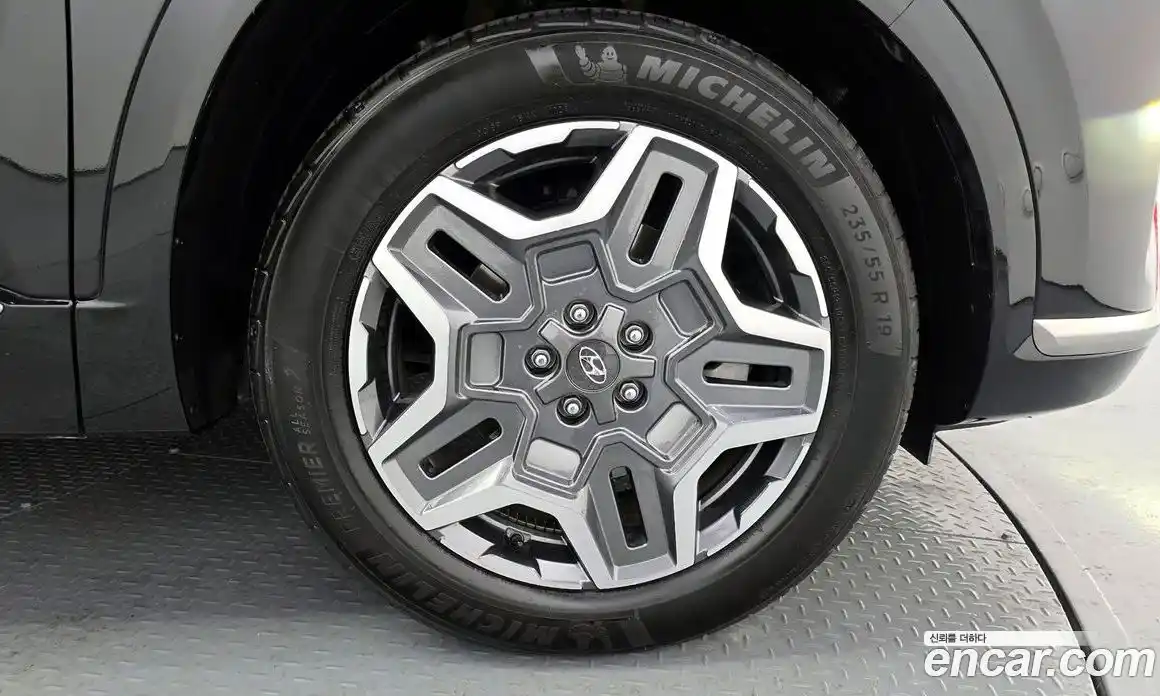 Hyundai Santa Fe 2023 1.6 гидро, фото 5