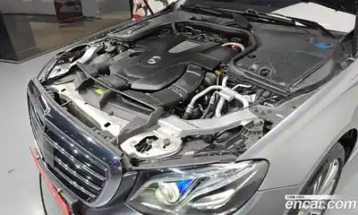 Mercedes-Benz E-Class 2017 3.0 гидро, миниатюра 6