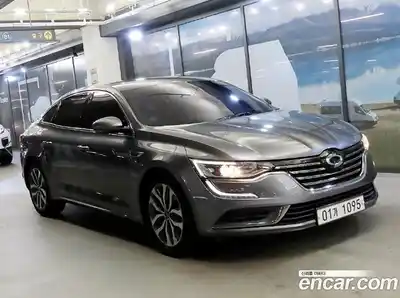 Renault SM6