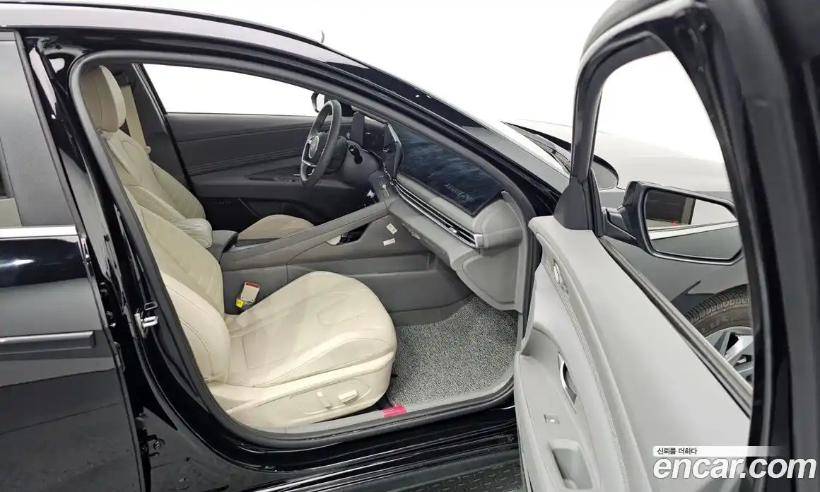 Hyundai Avante 2025 1.6 автомат (гидро), фото 11