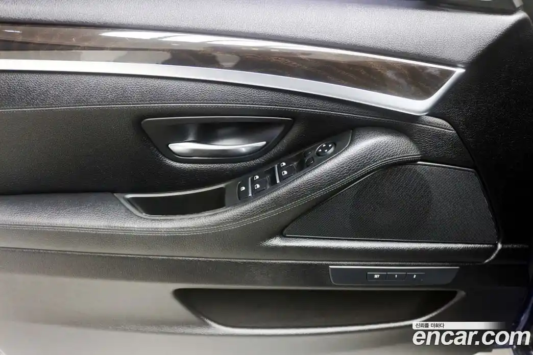 BMW 5-Series 2016 2.0 гидро, фото 14