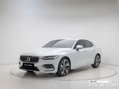 Volvo S60, 2023, 11 801 км