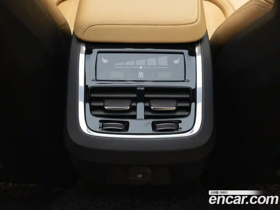 Volvo S60 2023 2.0 автомат (гидро), фото 12
