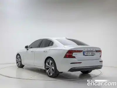 Volvo S60 2023 2.0 автомат (гидро), миниатюра 4