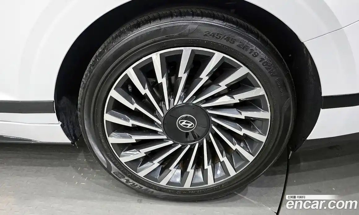 Hyundai Grandeur 2024 1.6 гидро, фото 5