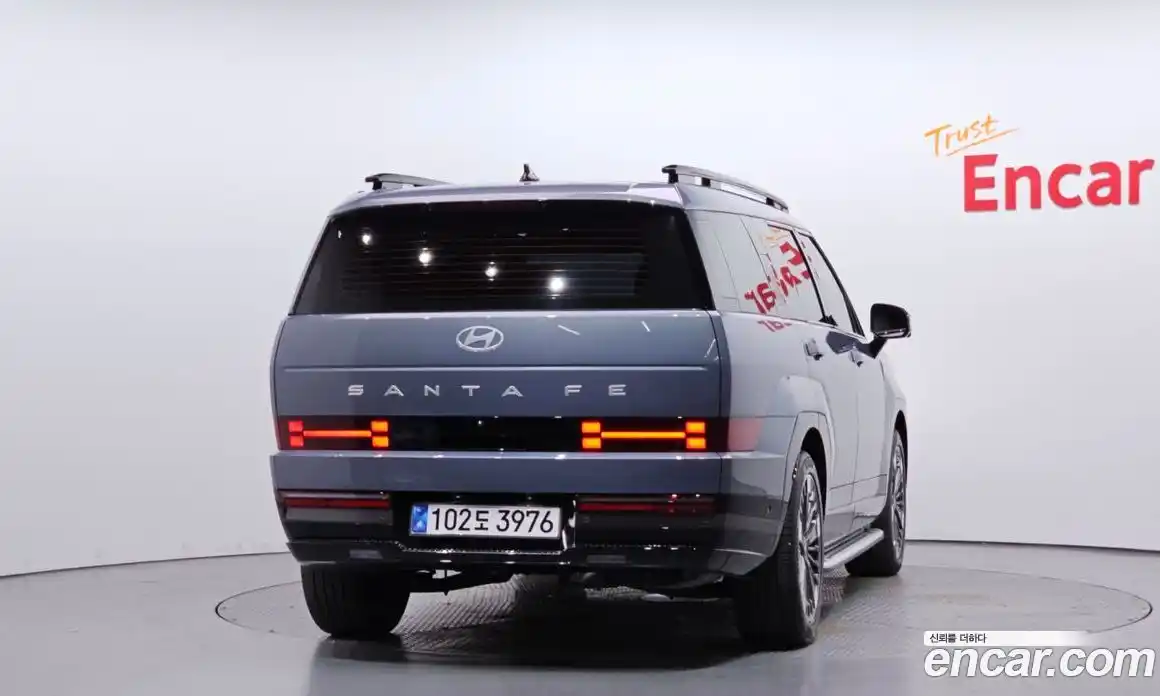 Hyundai Santa Fe 2025 1.6 гидро, фото 4