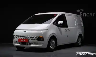 Hyundai Staria, 2024, 17 470 км
