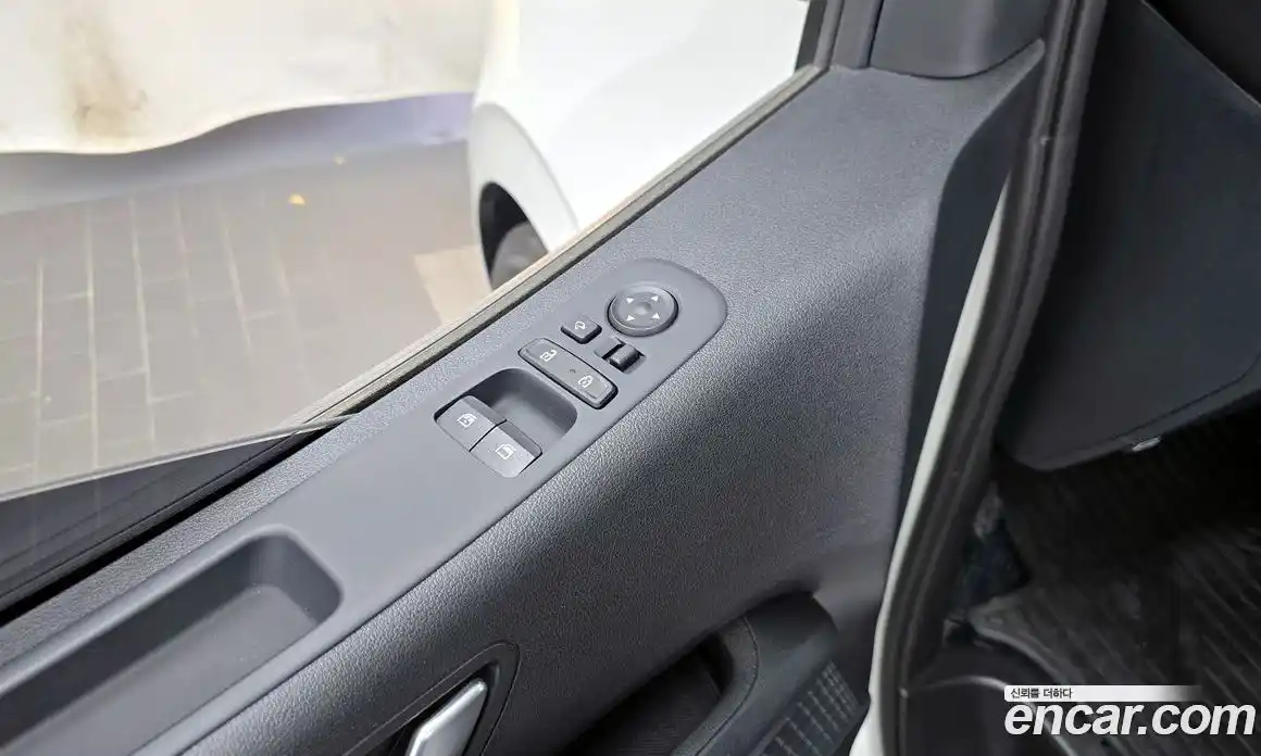 Hyundai Staria 2024 2.2 автомат (гидро), фото 30
