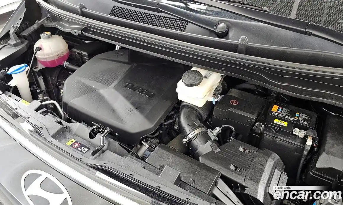 Hyundai Staria 2024 2.2 автомат (гидро), фото 6