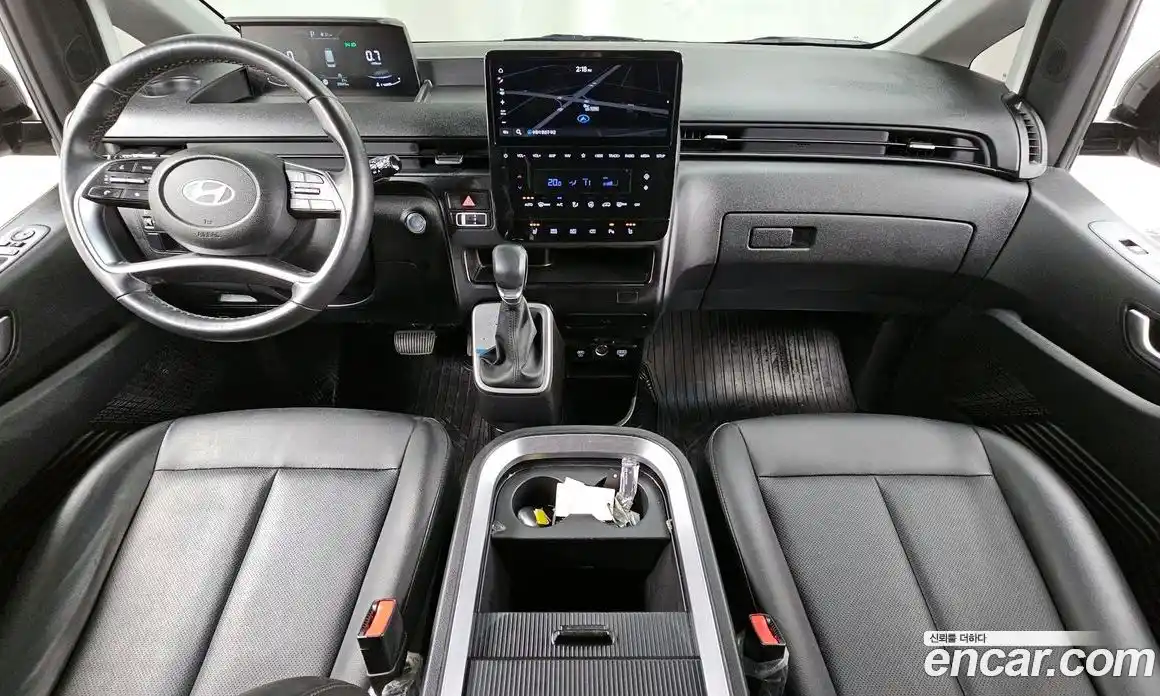 Hyundai Staria 2024 2.2 автомат (гидро), фото 10