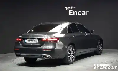 Mercedes-Benz E-Class 2021 2.0 гидро, миниатюра 2