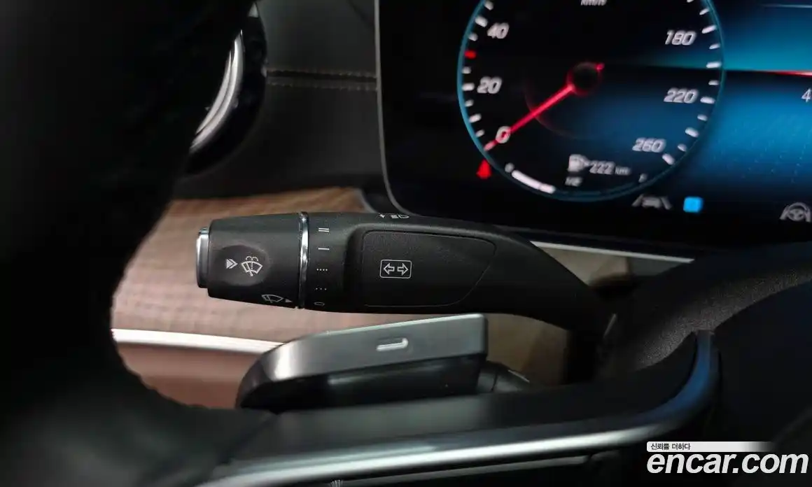 Mercedes-Benz E-Class 2021 2.0 гидро, фото 29