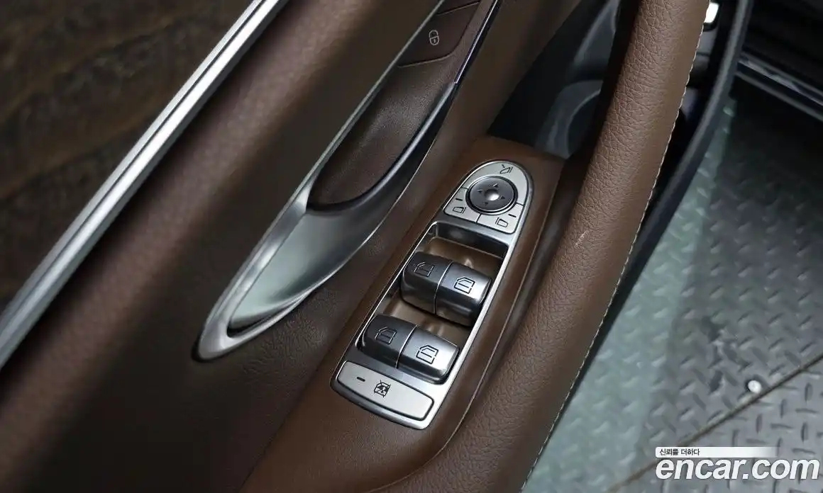 Mercedes-Benz E-Class 2021 2.0 гидро, фото 30