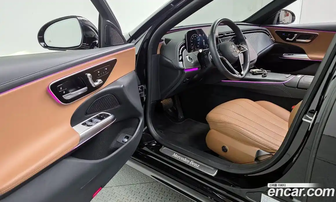 Mercedes-Benz E-Class 2024 2.0 гидро, фото 13