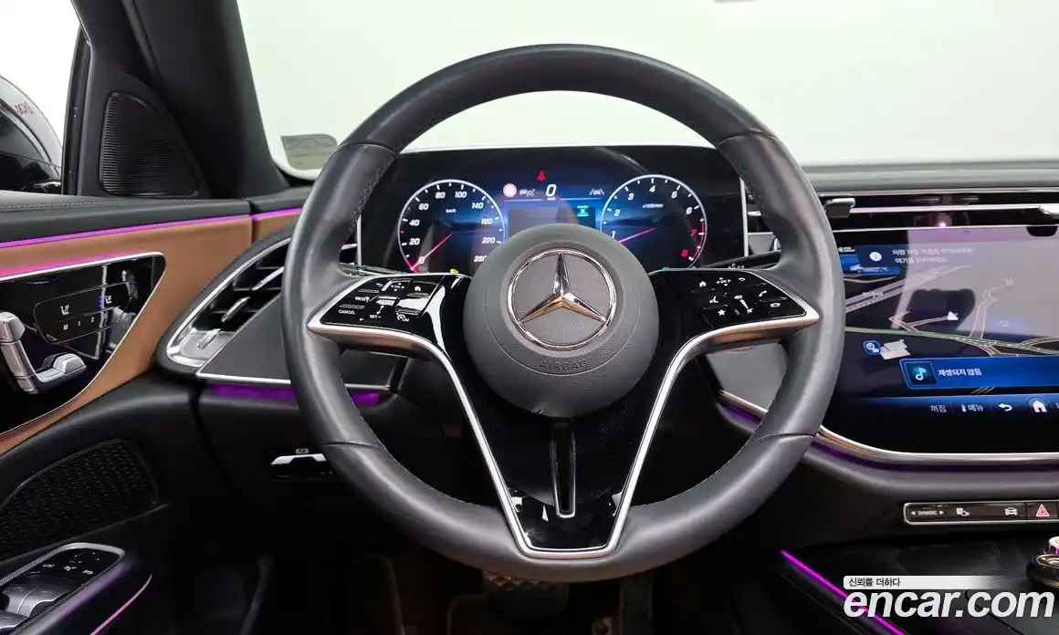 Mercedes-Benz E-Class 2024 2.0 гидро, фото 19