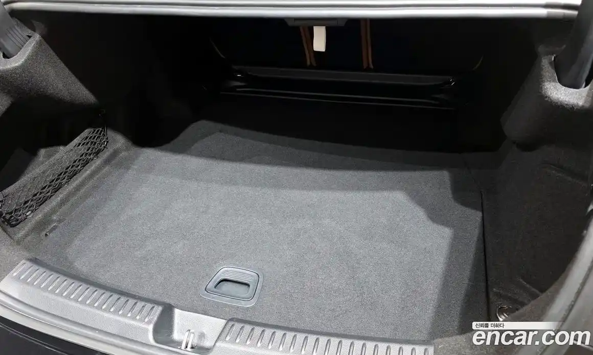 Mercedes-Benz E-Class 2024 2.0 гидро, фото 30