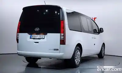 Hyundai Staria 2025 2.2 гидро, миниатюра 2