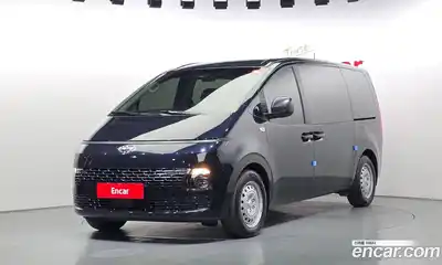 Hyundai Staria, 2023