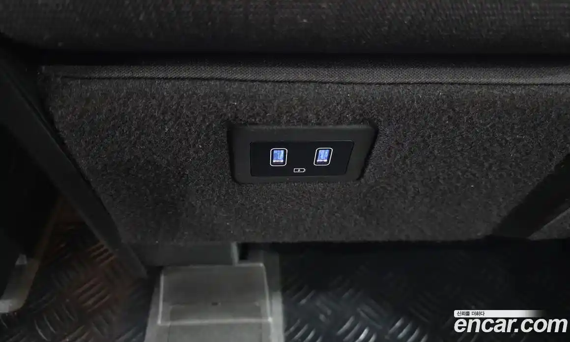 Hyundai Staria 2023 2.2 гидро, фото 25